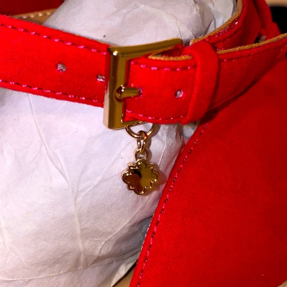 Crown & Ivy Espadrilles New in Box Sz 7.5 Espadrille Wedge Pink Red - Picture 3 of 14